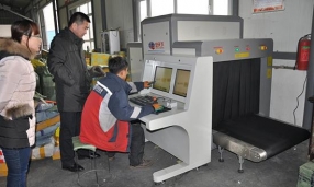 隨快遞企業(yè)是如何用快遞X光安檢機(jī)的？